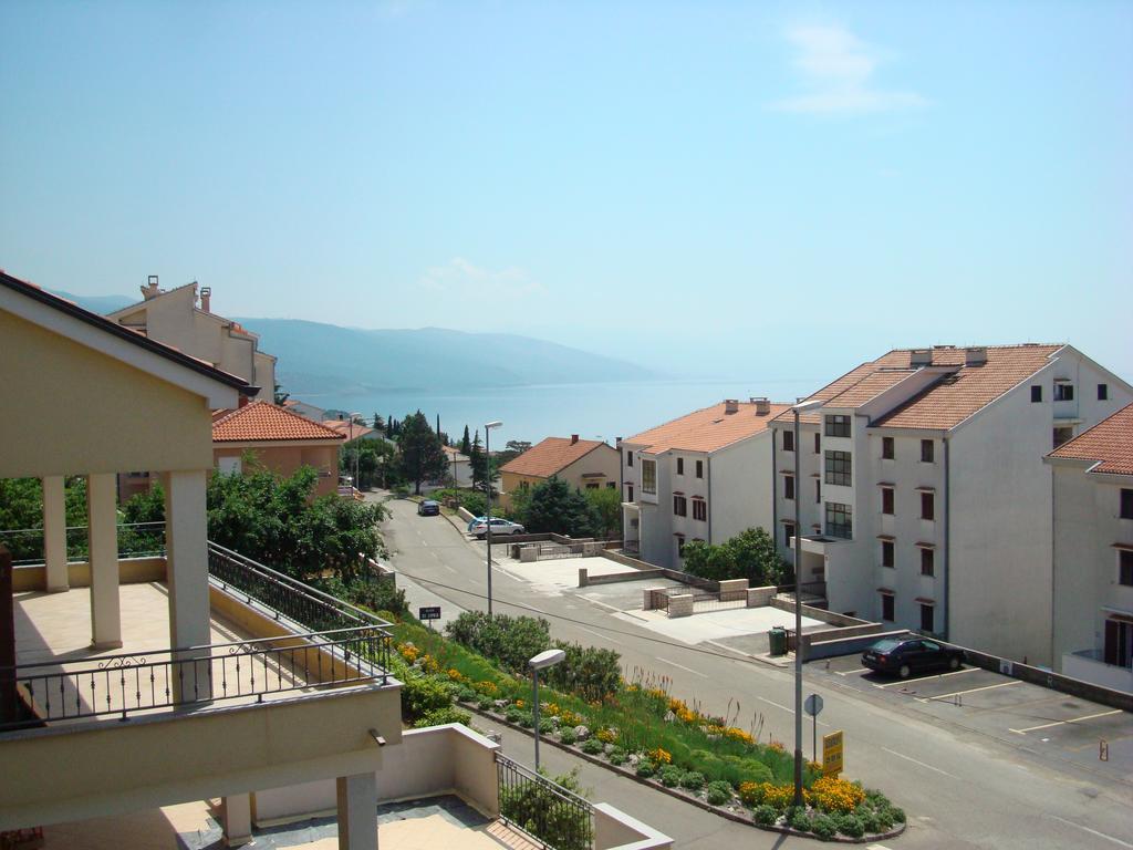 Apartments Klara Нови Винодолски Екстериор снимка